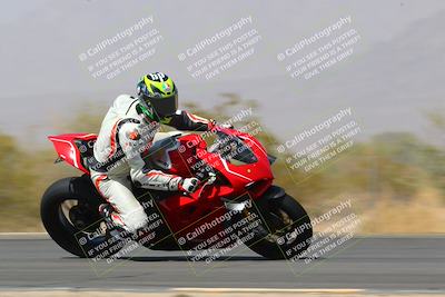 media/Mar-28-2022-Superbike Trackdays (Mon) [[b8603d0f67]]/Open Track Time/Turn 3 Inside/